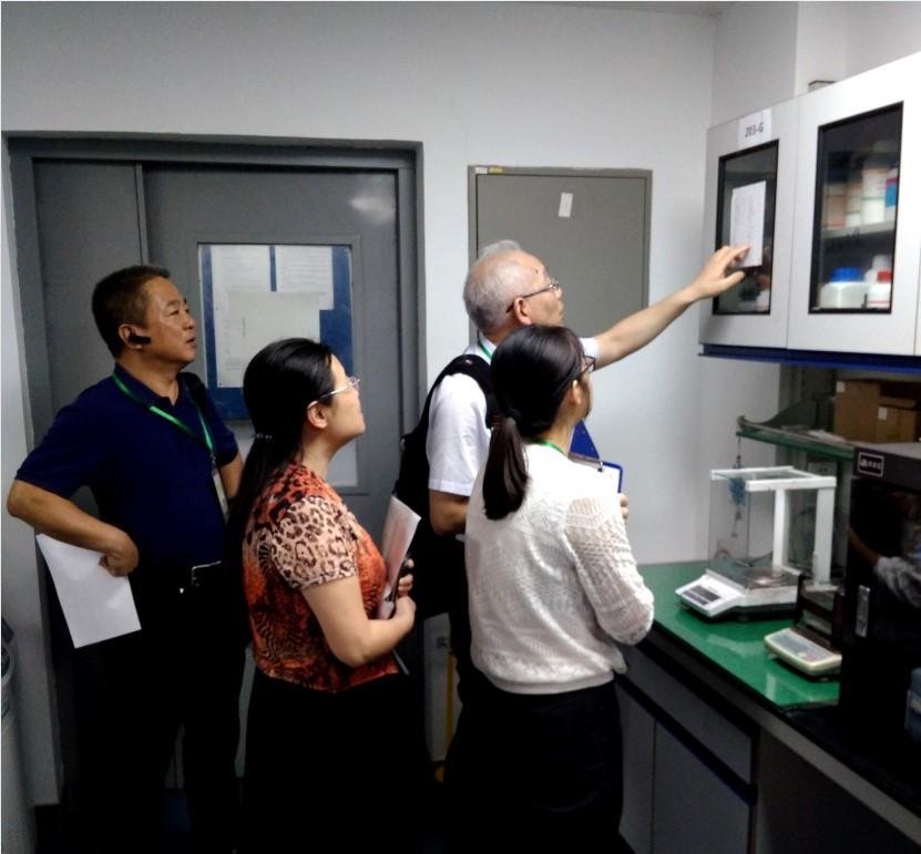 飞行检查现场图