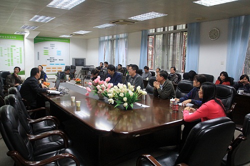 设备与实验室管理处、招标中心学习十八大精神